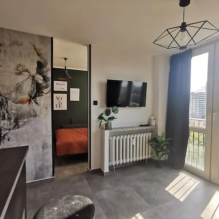 アパート Loft Z Widokiem Na Warszawe ワルシャワ